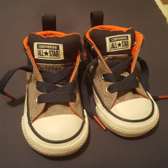 Baby converse - Picture 1 of 2